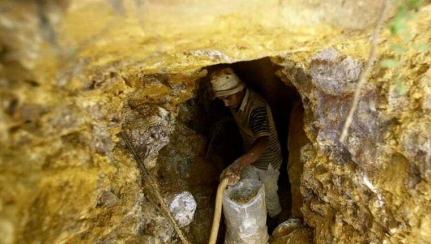 ریزش معدن طلا در بدخشان؛ 3 کارگر کشته و زخمی شدند