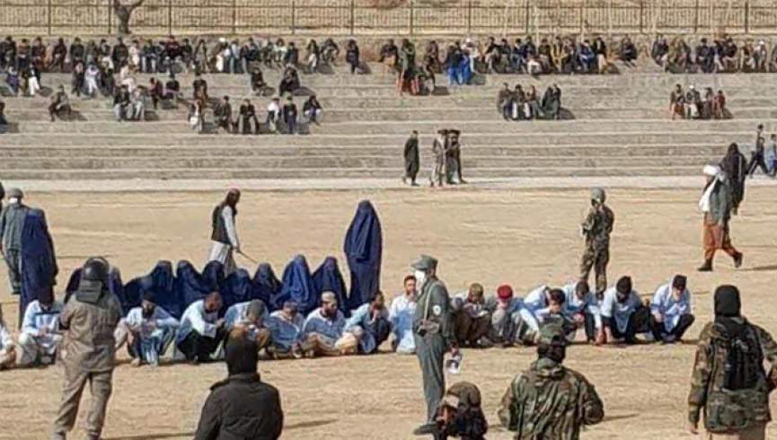شلاق در ملاء عام؛ طالبان چهار شهروند بامیانی را شلاق زدند
