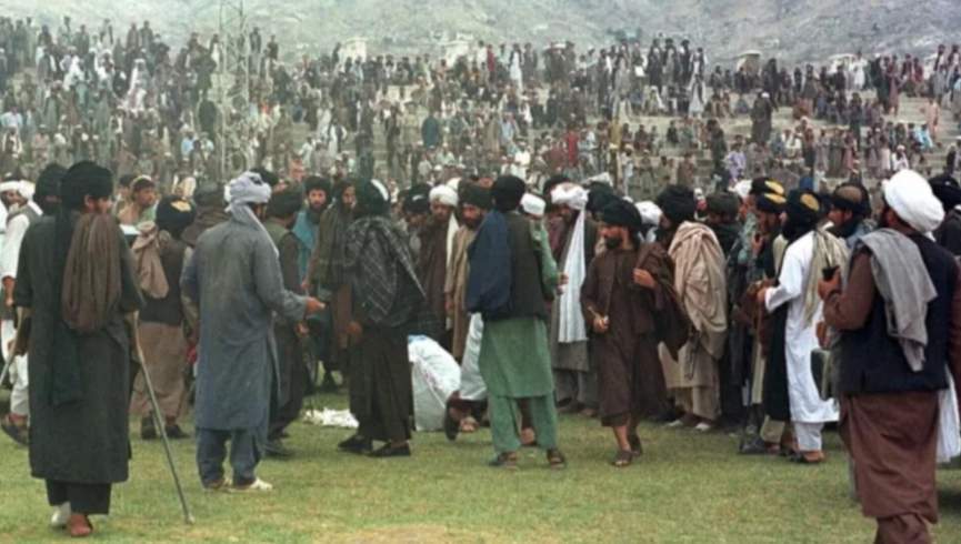 په افغانستان کې د عامه سزاګانو زیاتوالی؛ ریچارډ بینټ: طالبان باید "عادي" نه شي