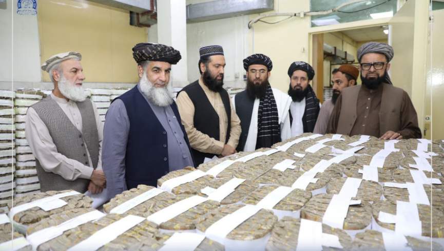 گروه طالبان بیش از یک میلیارد افغانی را حریق کرد