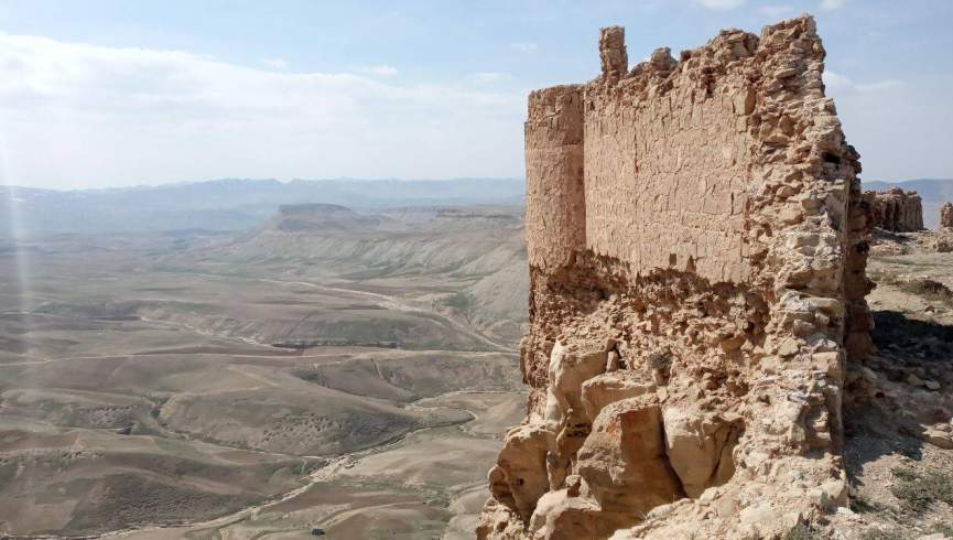 بازداشت سه نفر به اتهام حفاری غیرقانونی و جست‌وجوی آثار باستانی در بادغیس