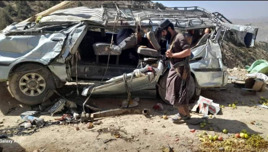 در پی حادثه ترافیکی در ولایت بغلان ۱۶ نفر کشته و زخمی شدند