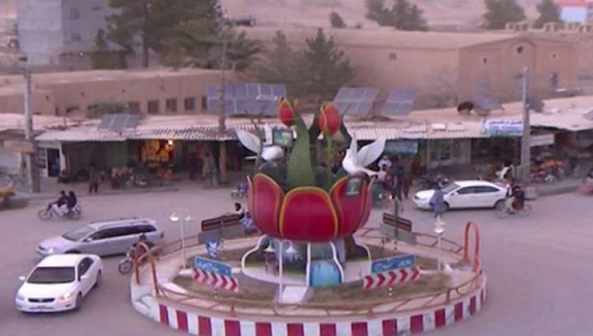 فراه؛ دیني مدرسې او ښوونځي د ښاري کلتور د ودې لپاره د ښاروالۍ شریکان کیږي