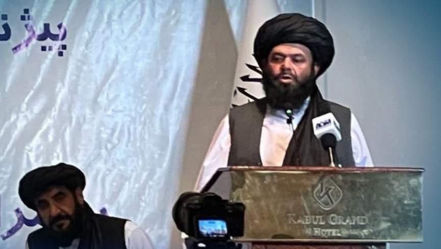 د طالبانو د کانونو وزیر: د سوداګرو او صنعتکارانو د اقتصادي فعالیتونو د اسانتیا لپاره ژمن یو